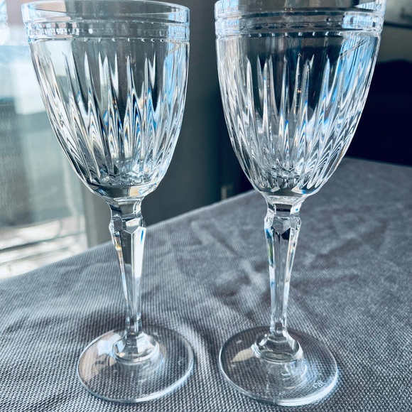 Waterford Marquis Hanover 7.5” tall Crystal Water Wine Goblets Pair - Picture 2 of 7